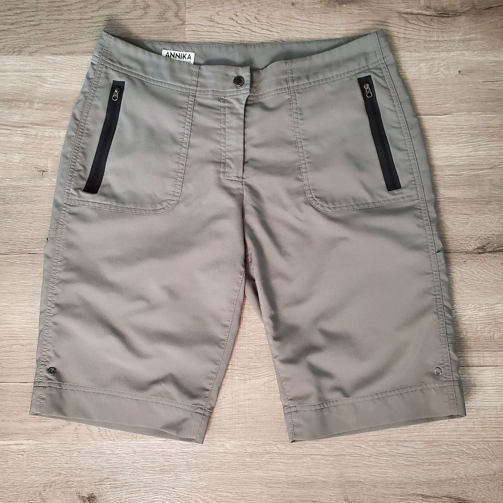 Annika Cutter and Buck Shorts Size 8